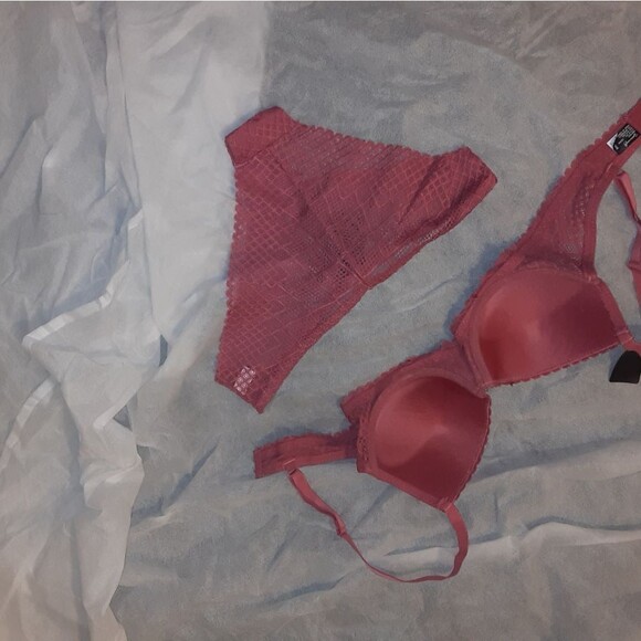 Youmita 36B Baroque Rose Symmetrical Mesh Lightly Lined Push Up Bra & Panty NWT - Picture 9 of 10